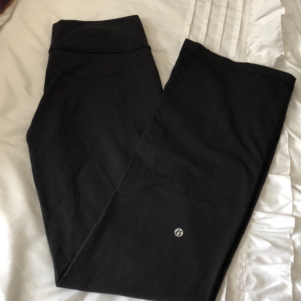 lululemon yoga pants